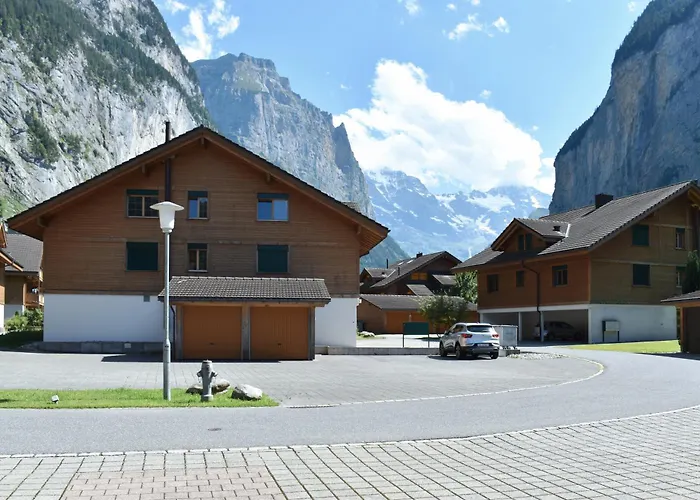 Vidolica Mountain 劳特布龙嫩